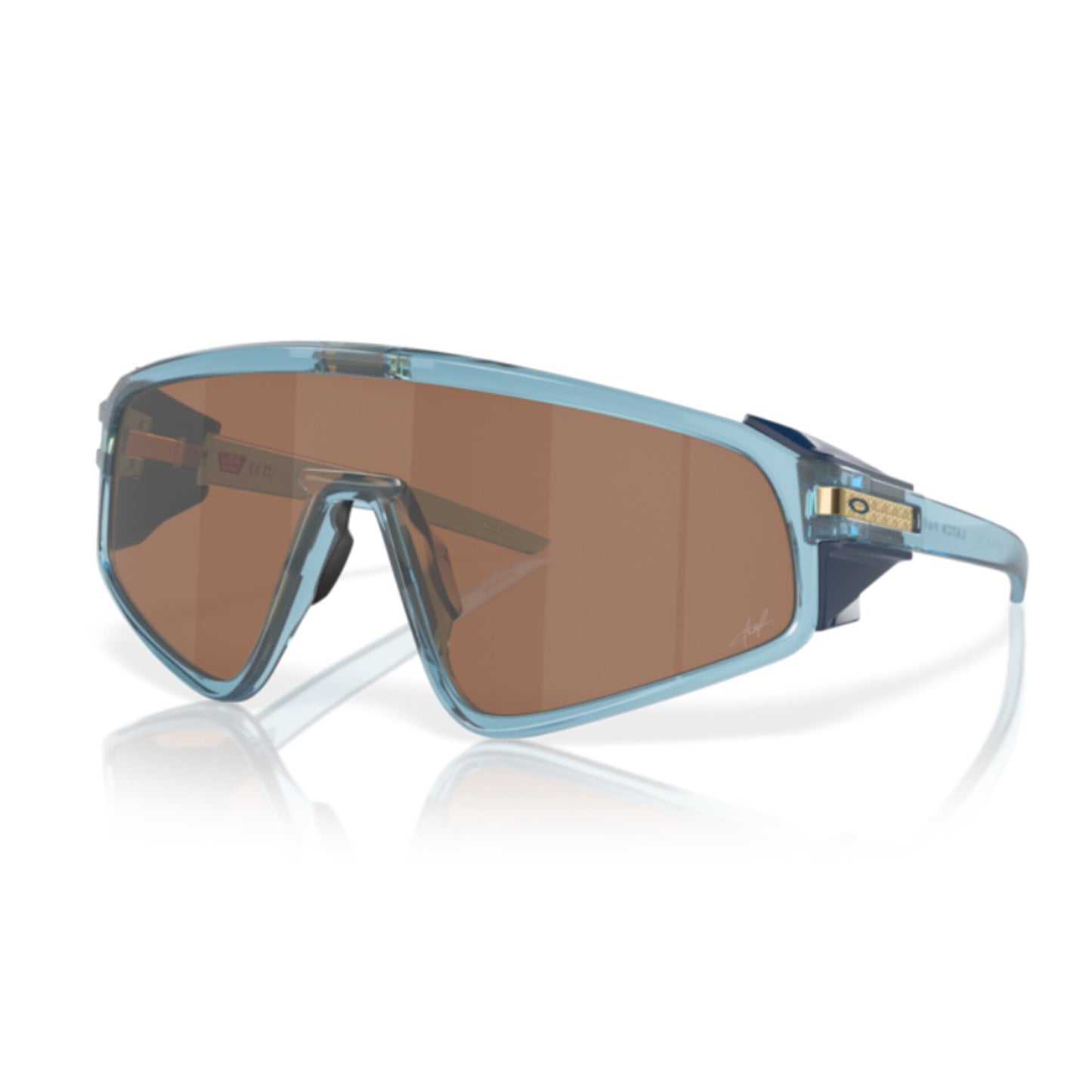 Oakley Latch Pane