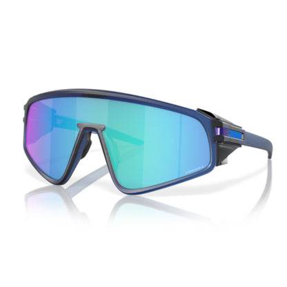 Oakley Latch Pane