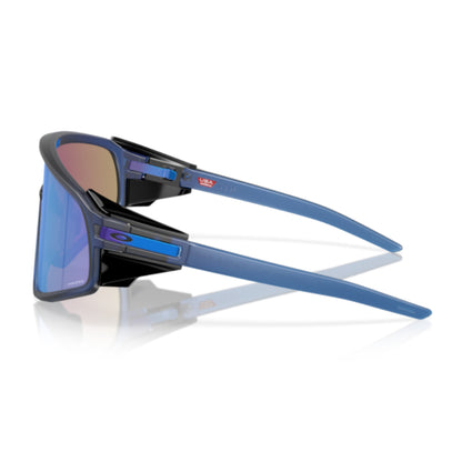 Oakley Latch Pane
