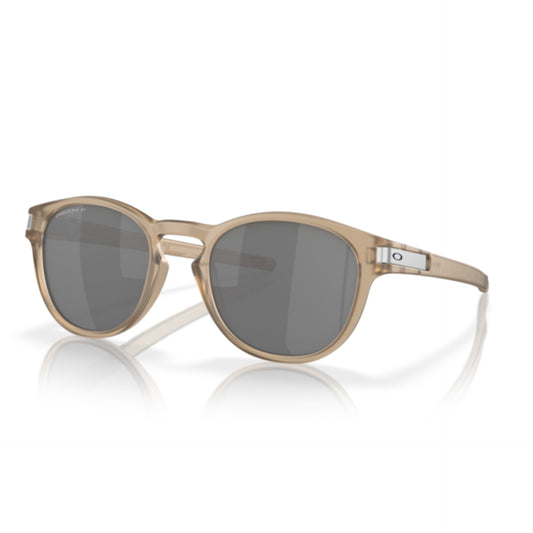 Oakley | Latch
