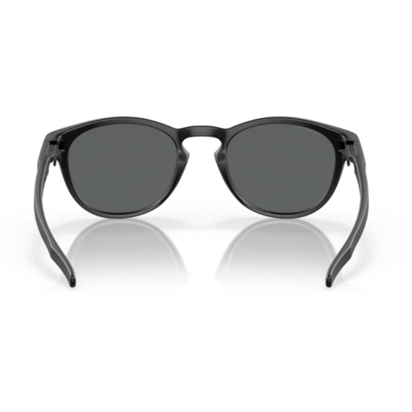 Oakley | Latch