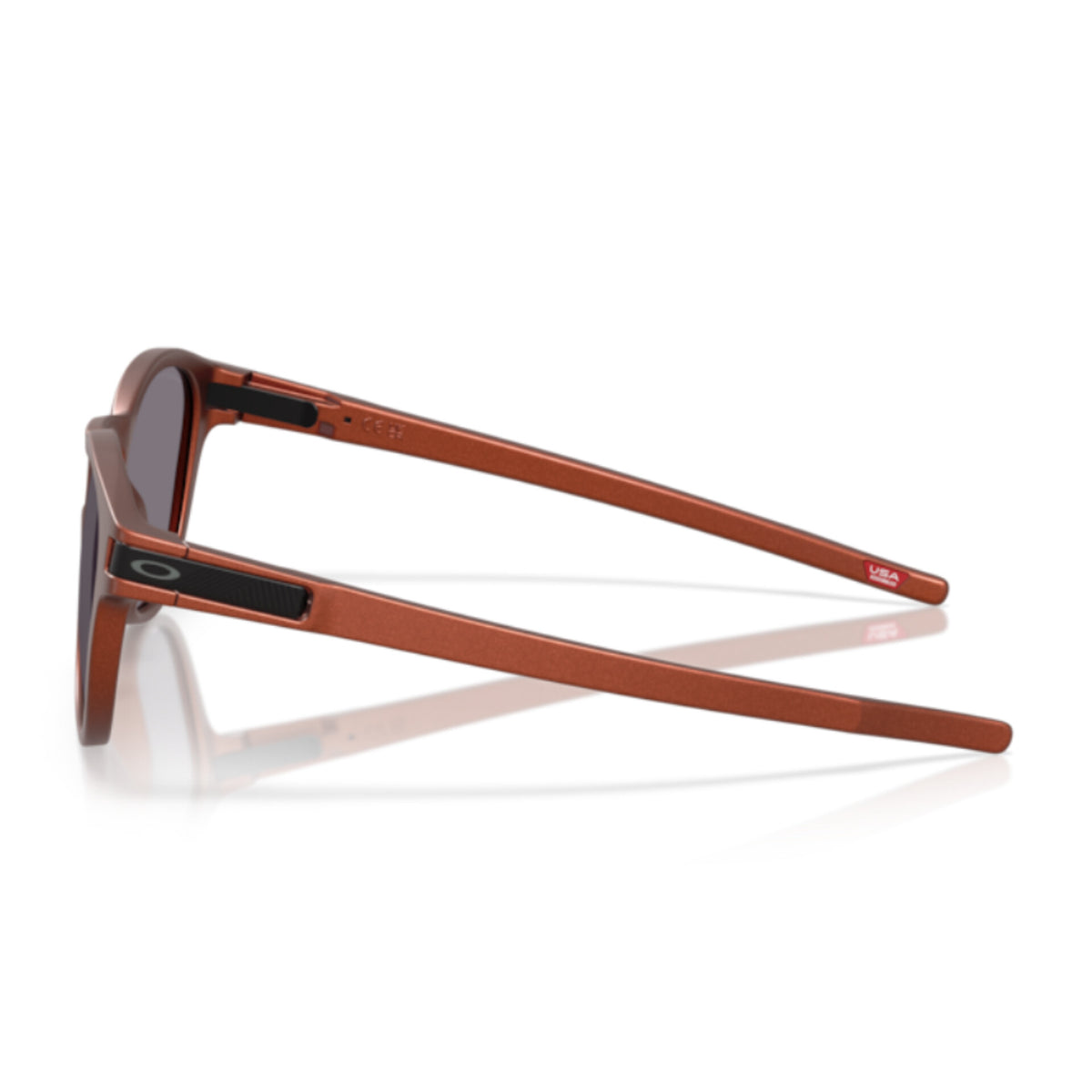 Oakley | Latch