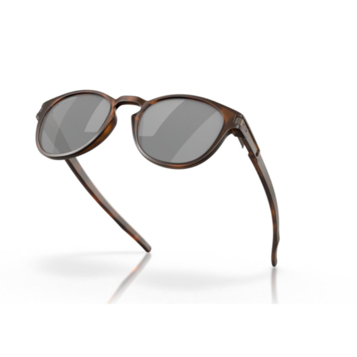 Oakley | Latch