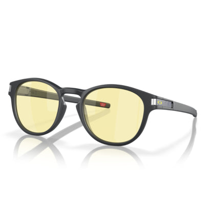 Oakley | Latch