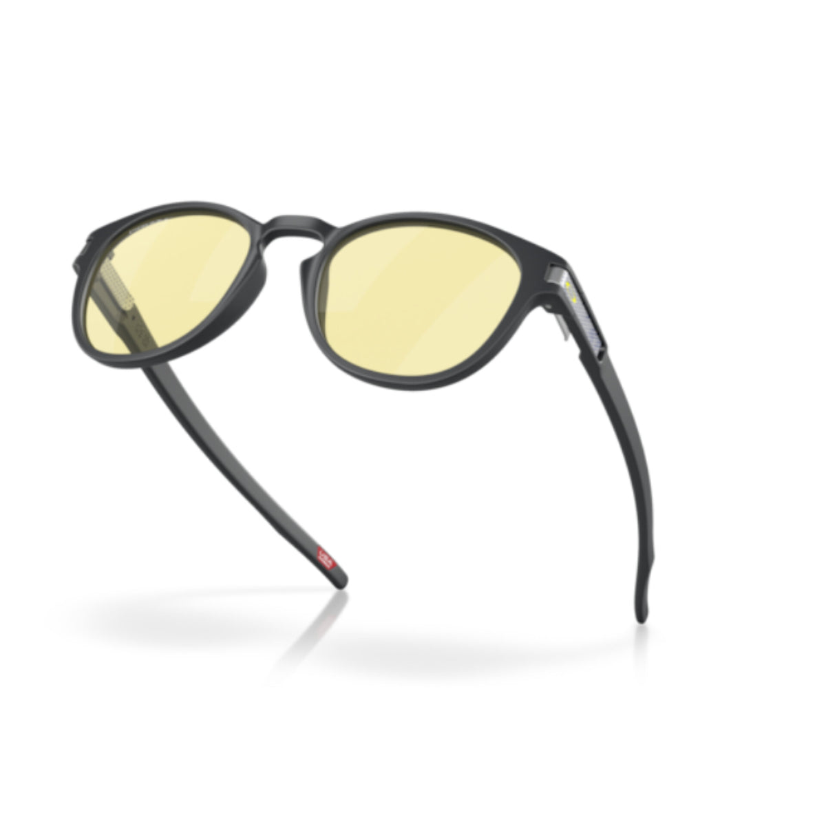 Oakley | Latch