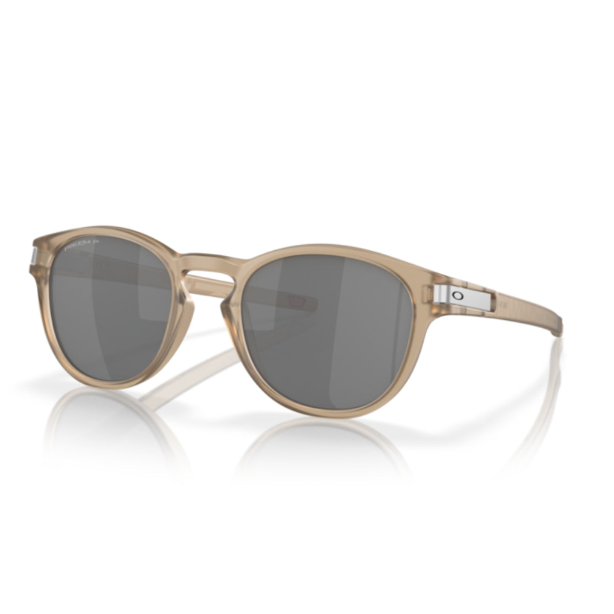 Oakley | Latch