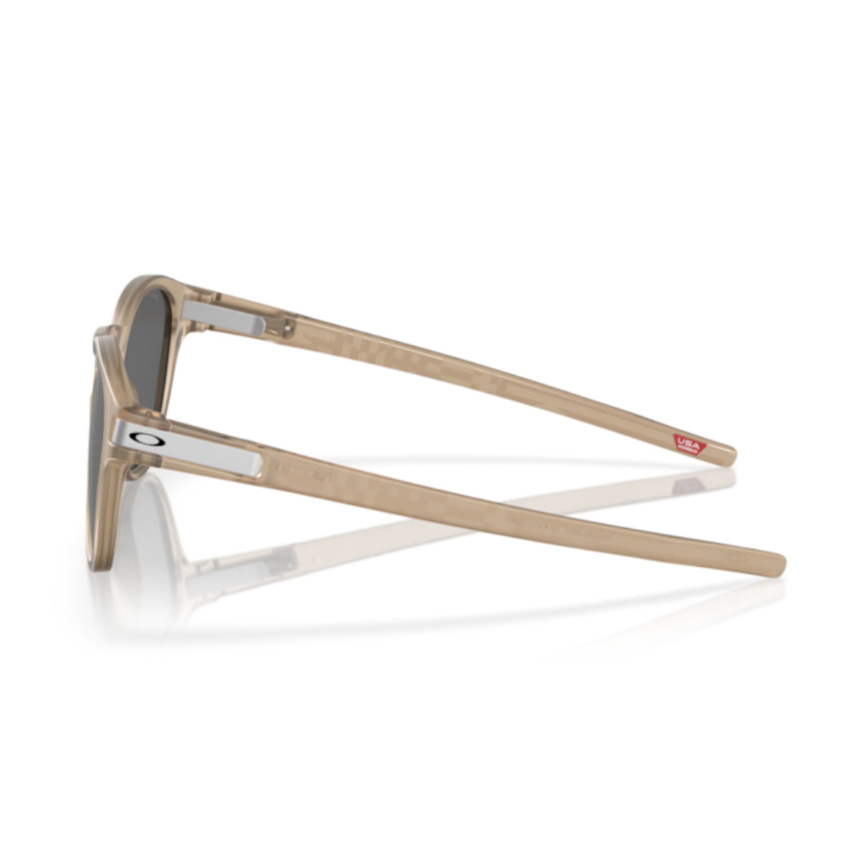 Oakley | Latch