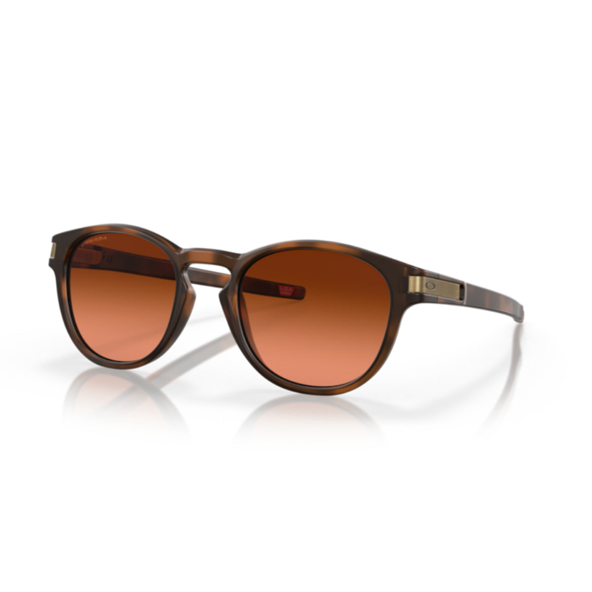 Oakley | Latch