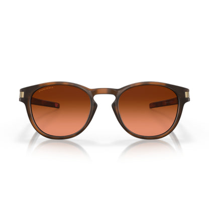 Oakley | Latch