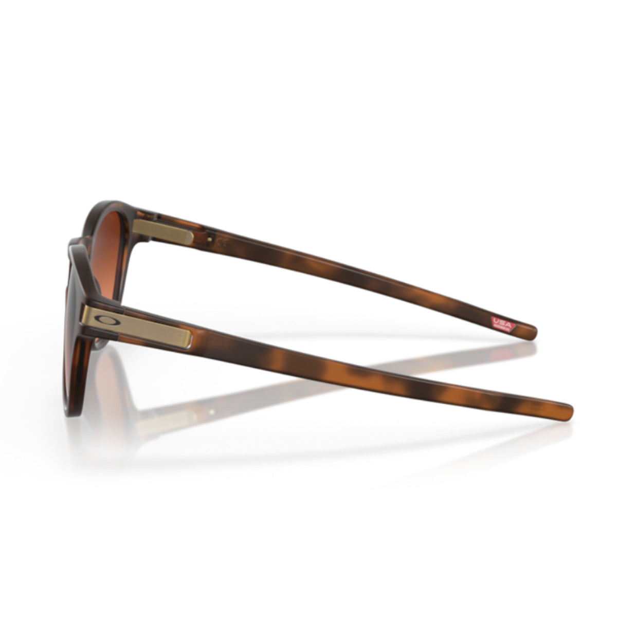 Oakley | Latch