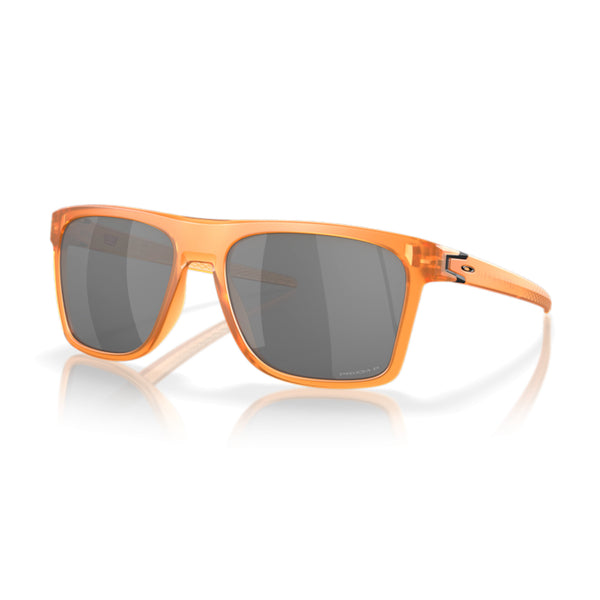 Oakley | Leffingwell