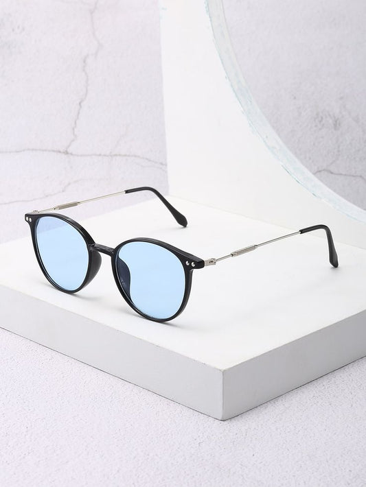 Sleek sunglasses